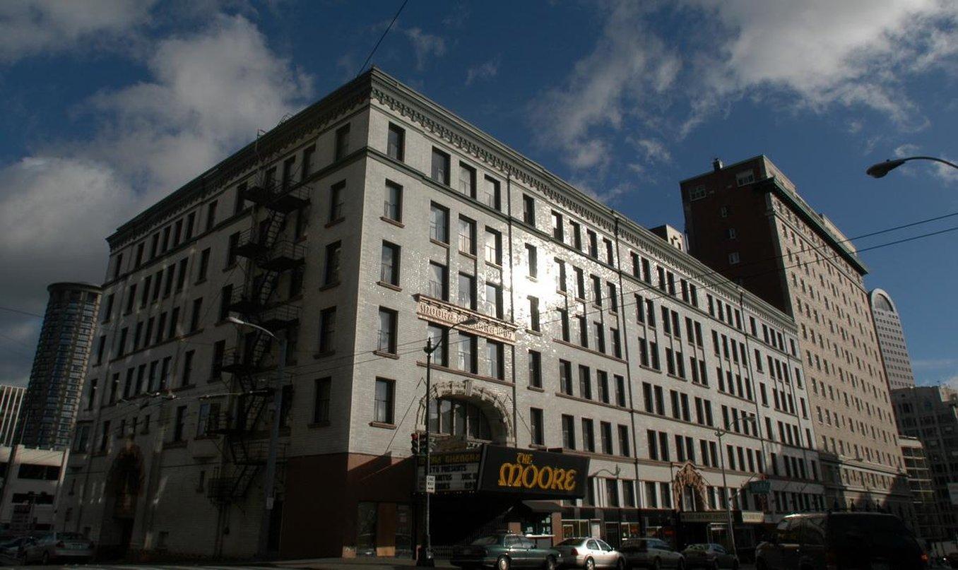 Moore Hotel Сиатъл Екстериор снимка