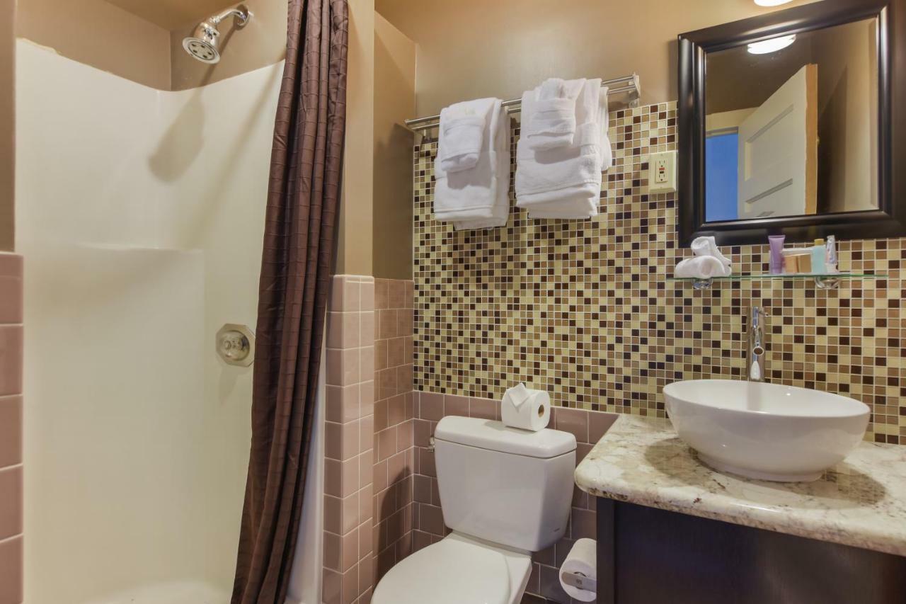 Moore Hotel Сиатъл Екстериор снимка