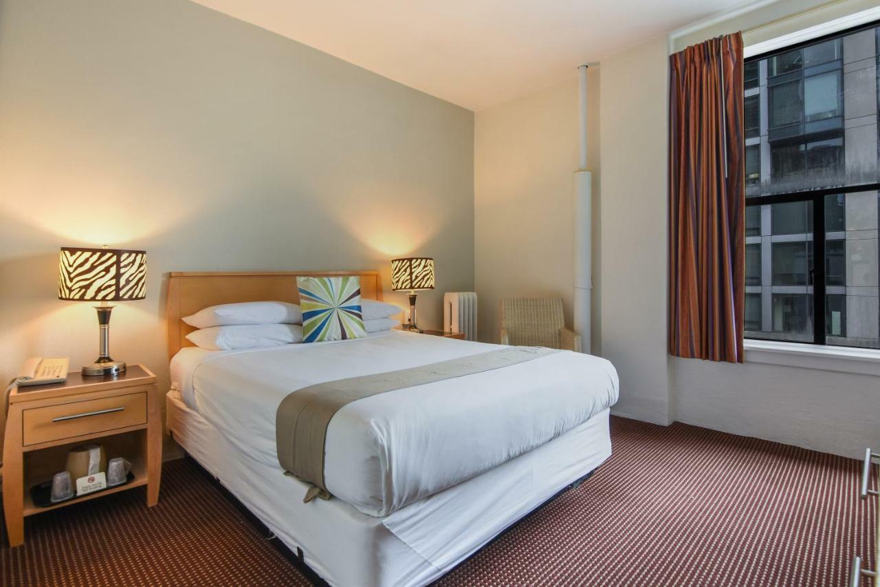 Moore Hotel Сиатъл Екстериор снимка