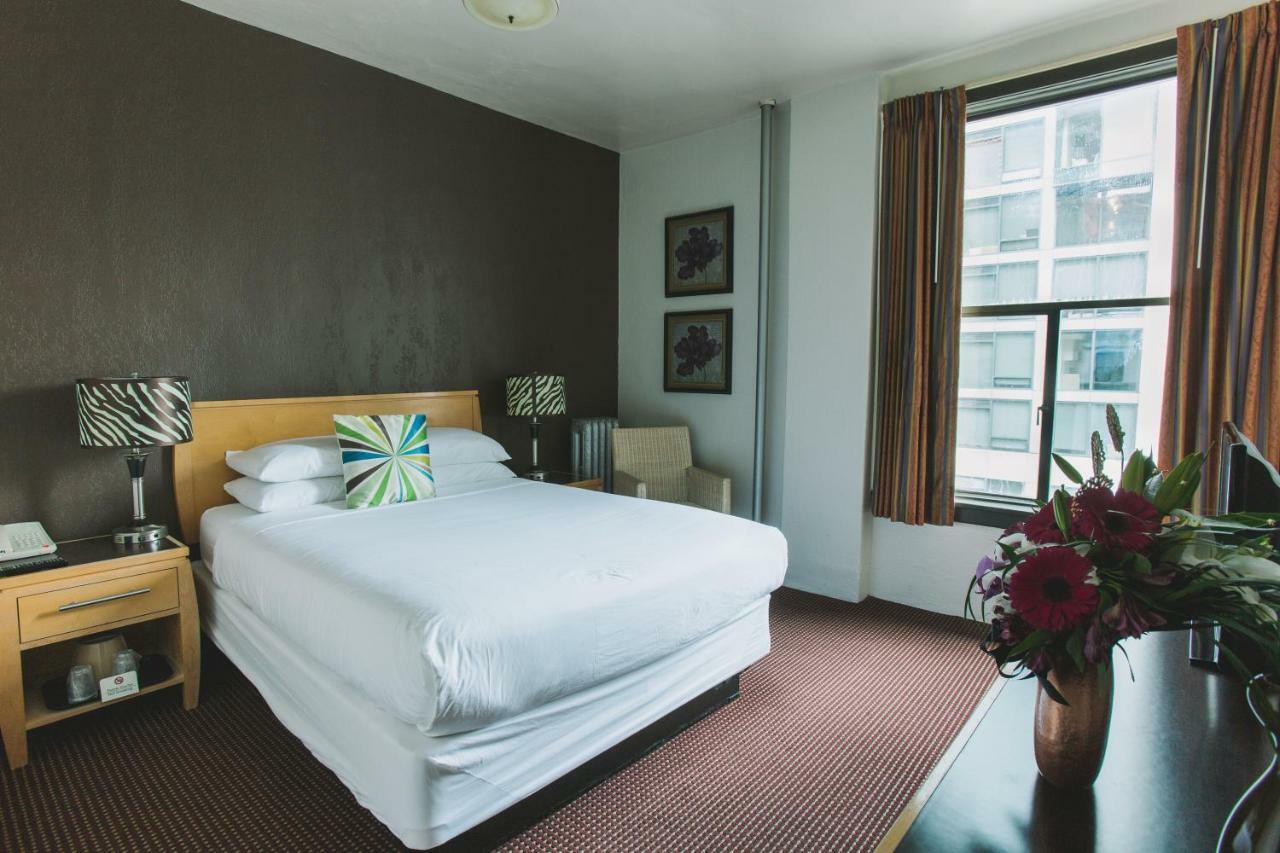 Moore Hotel Сиатъл Екстериор снимка