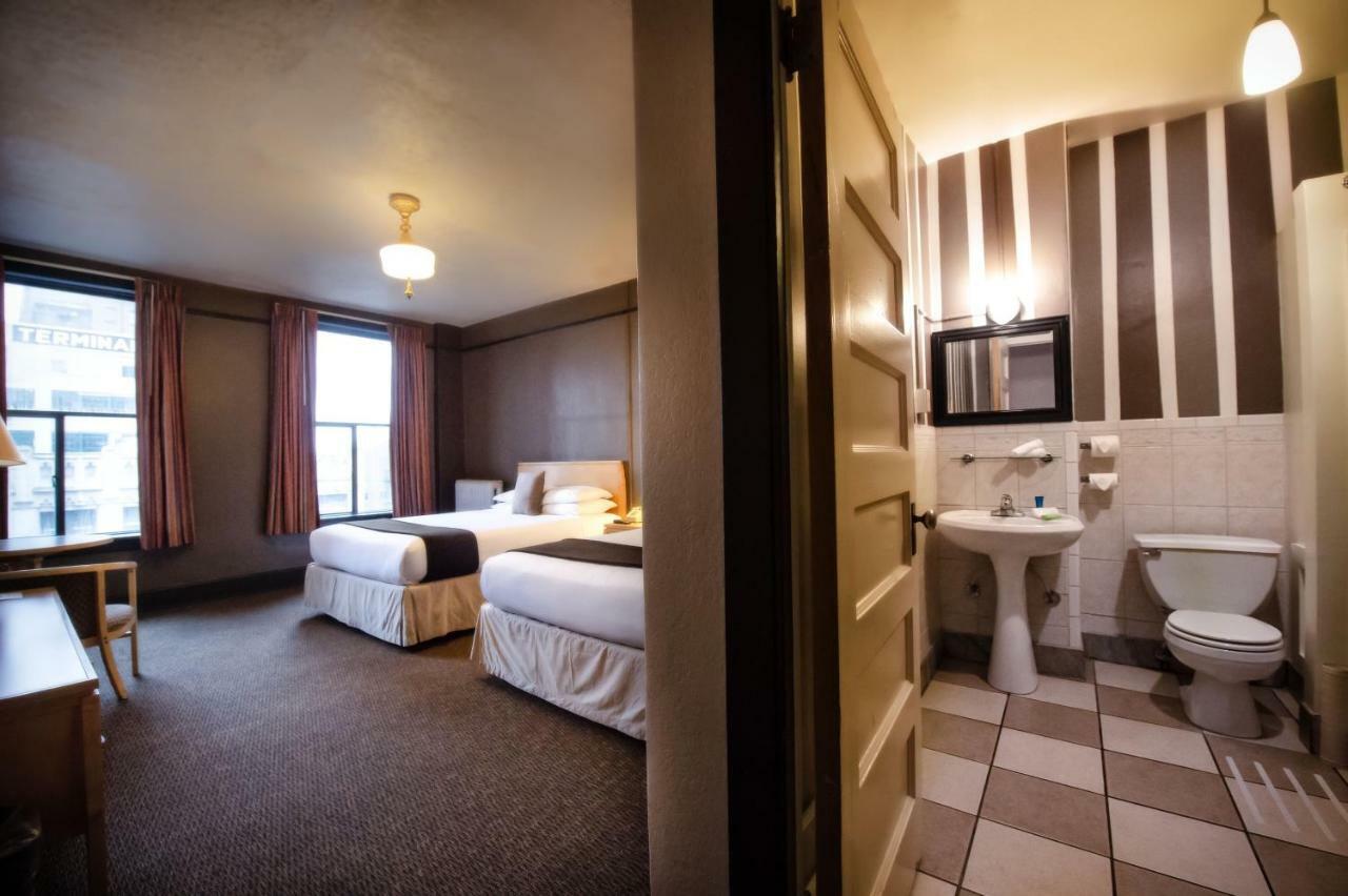 Moore Hotel Сиатъл Екстериор снимка